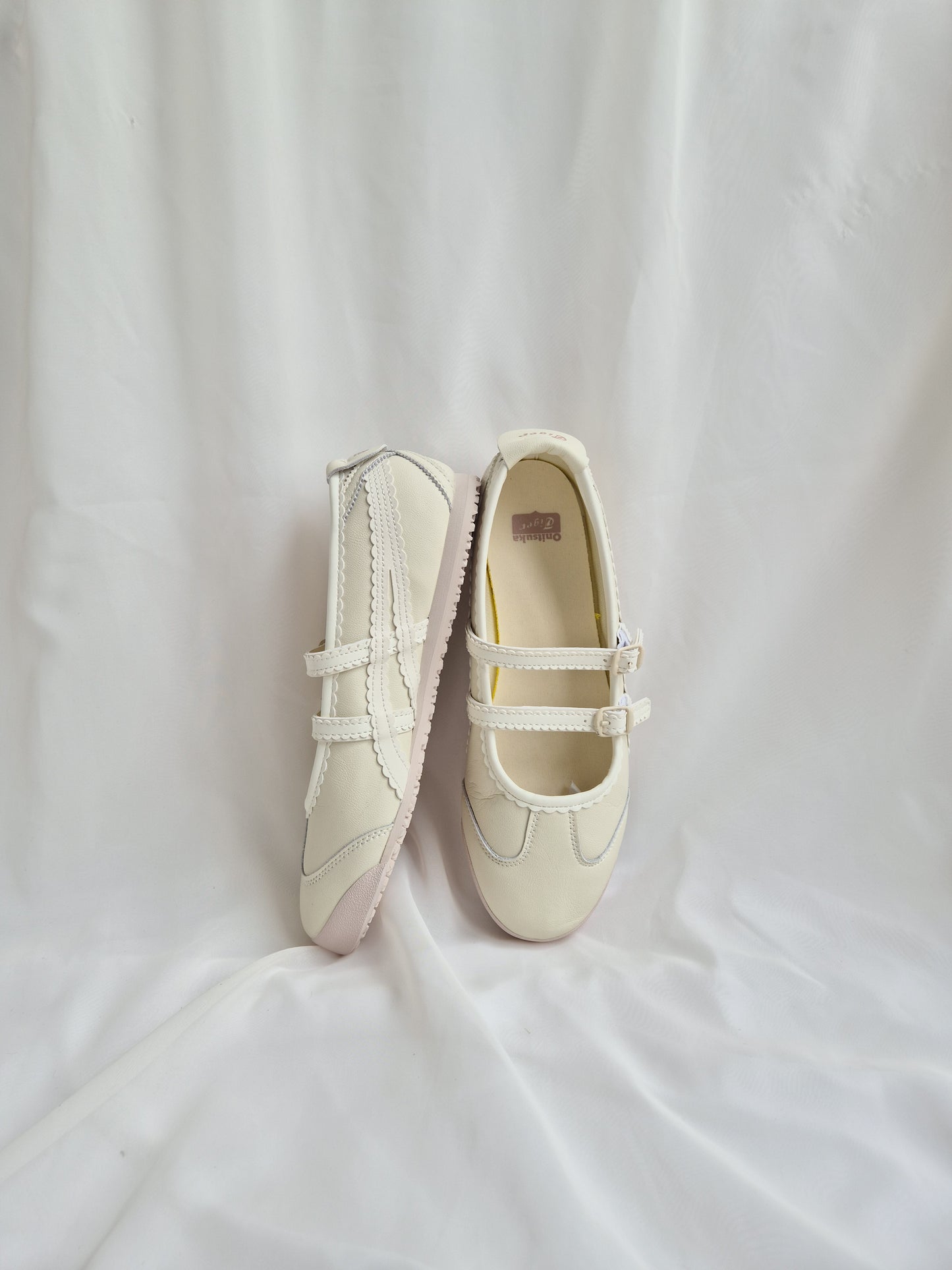 Onitsuka Tiger Ballet white cream