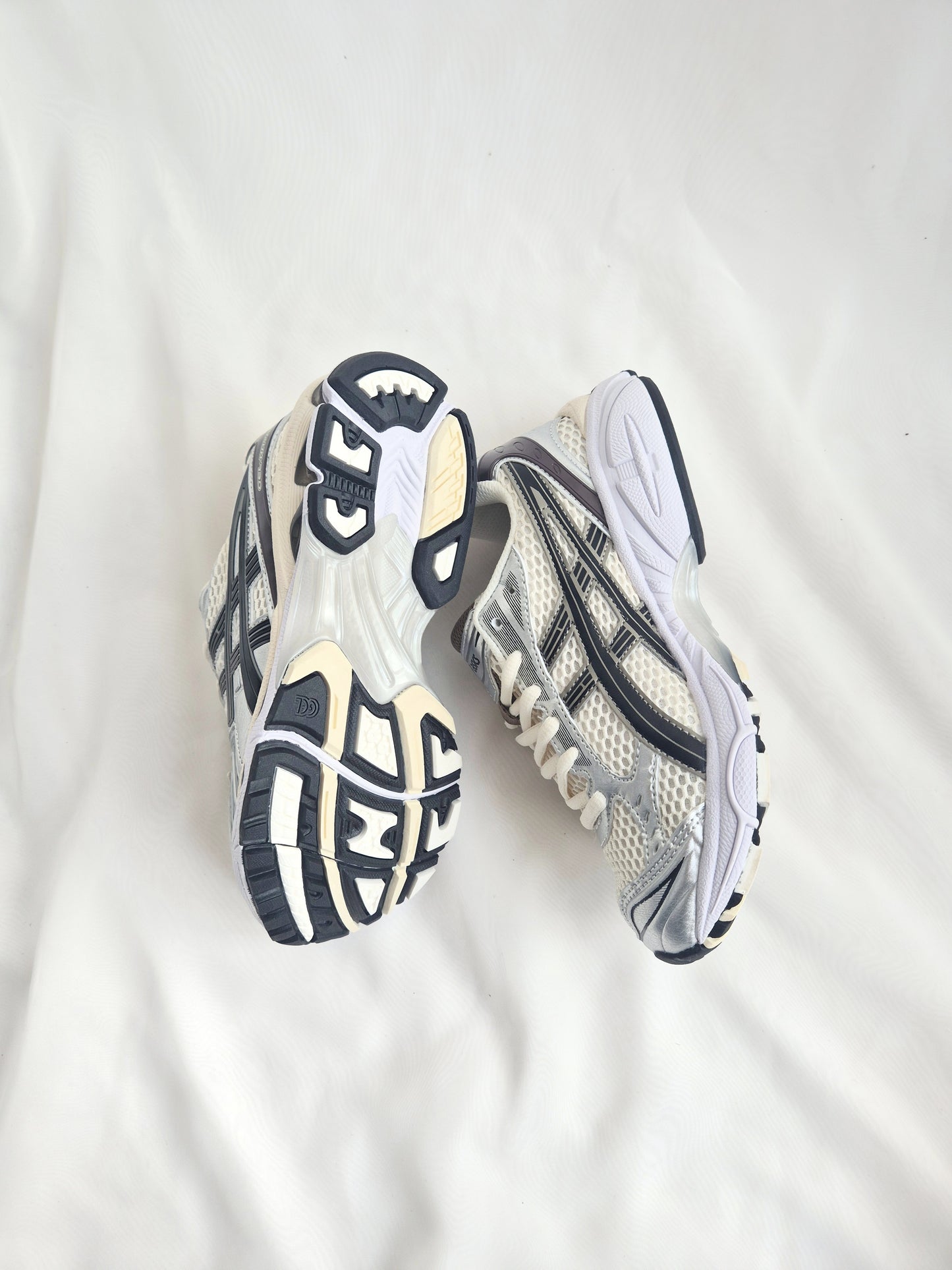ASICS GEL-KAYANO 14