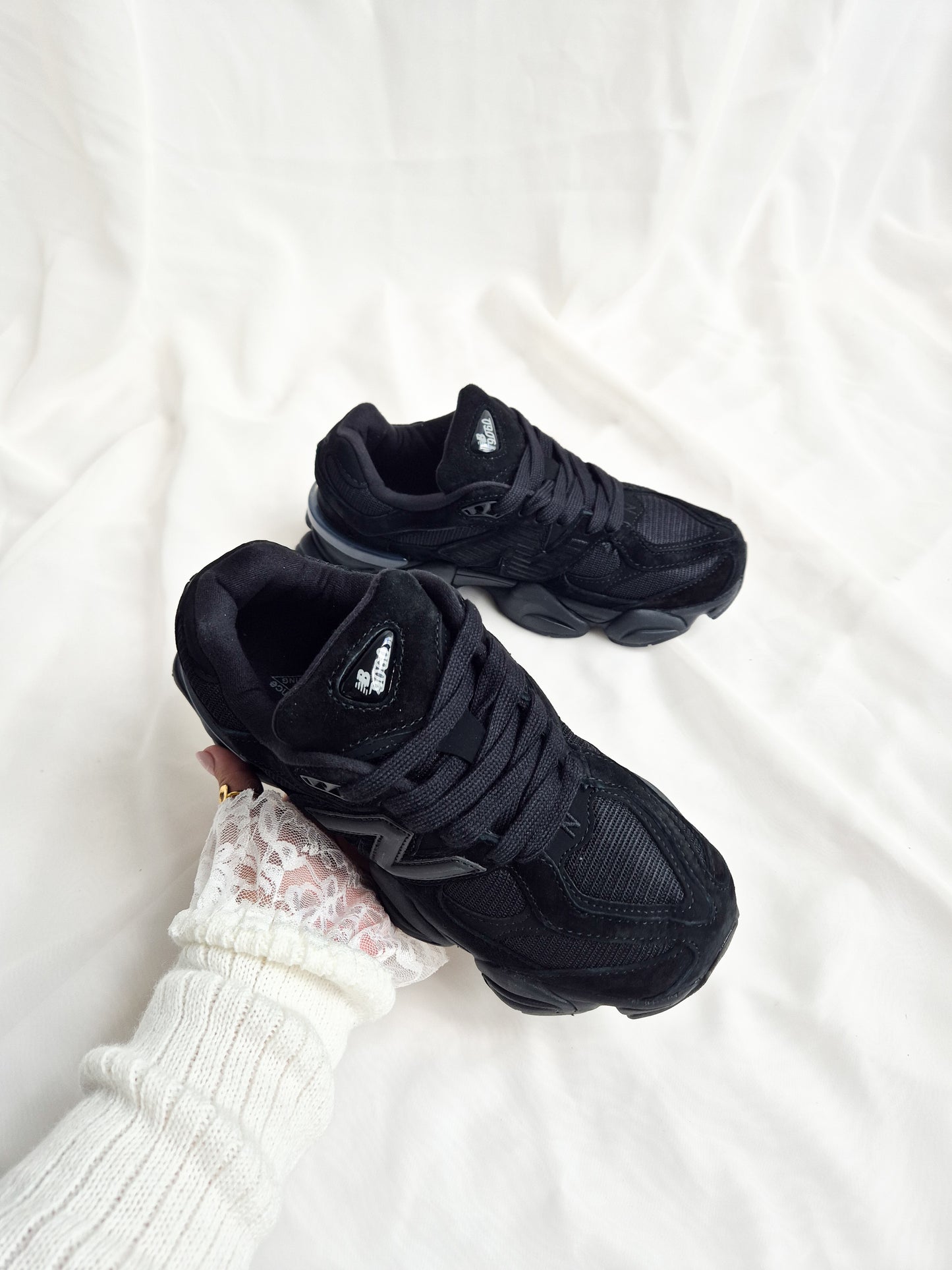 9060 lifestyle black