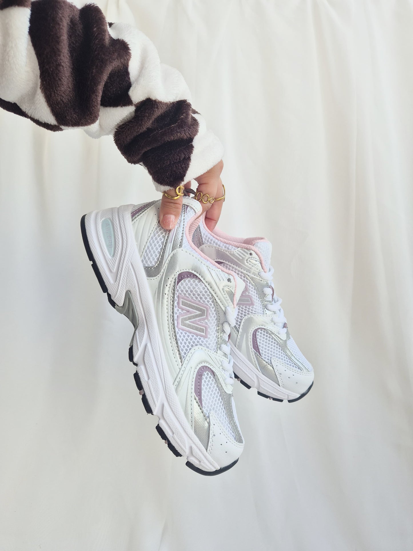 530 Silver Pink Metallic