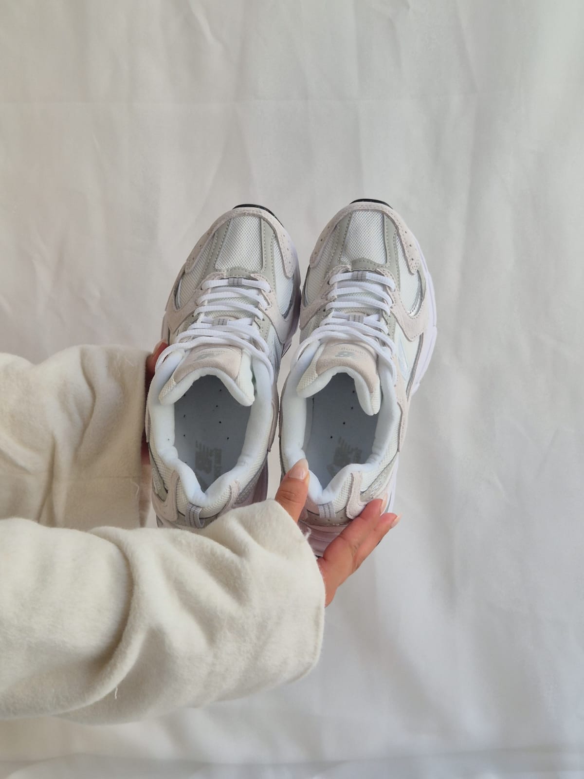 530 BEIGE WHITE (unisex)