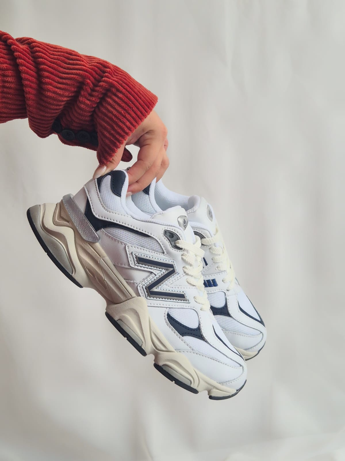 9060 Blue Line