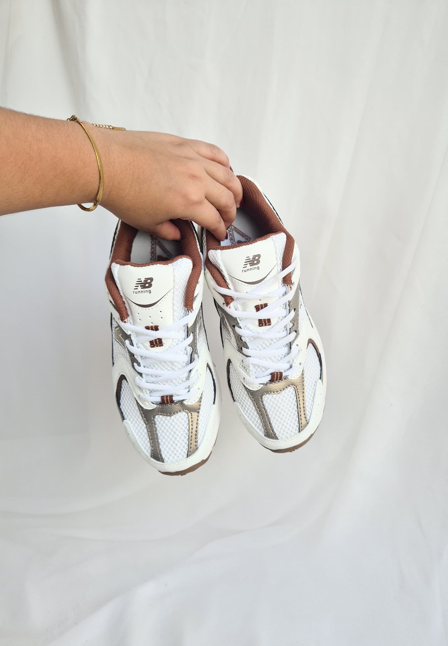 530 White Brown