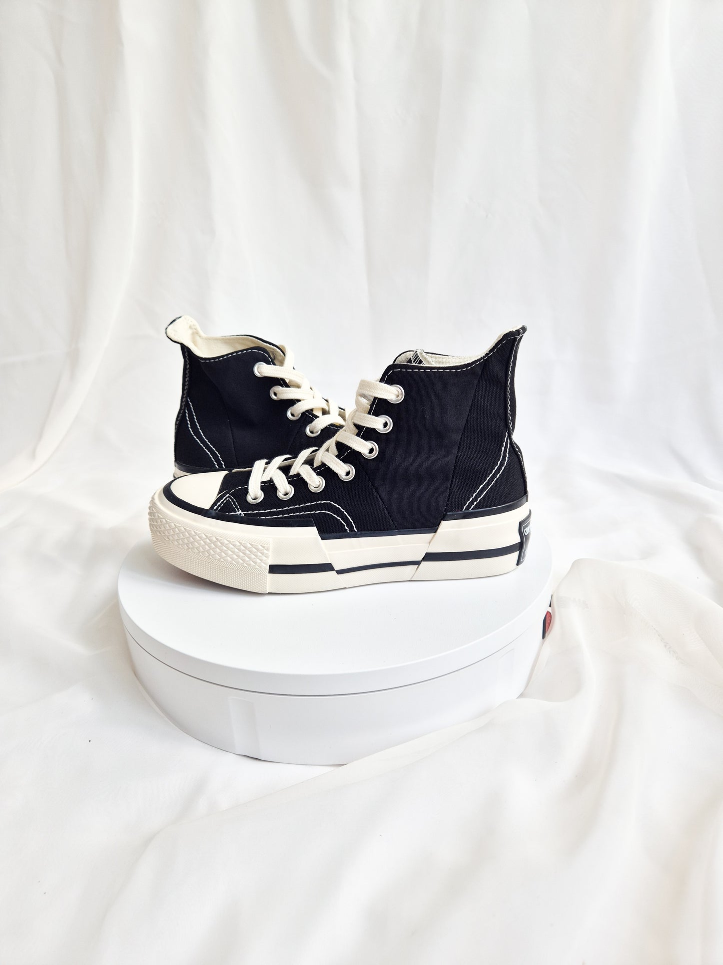 Chuck Tranceform Black (con plataforma)