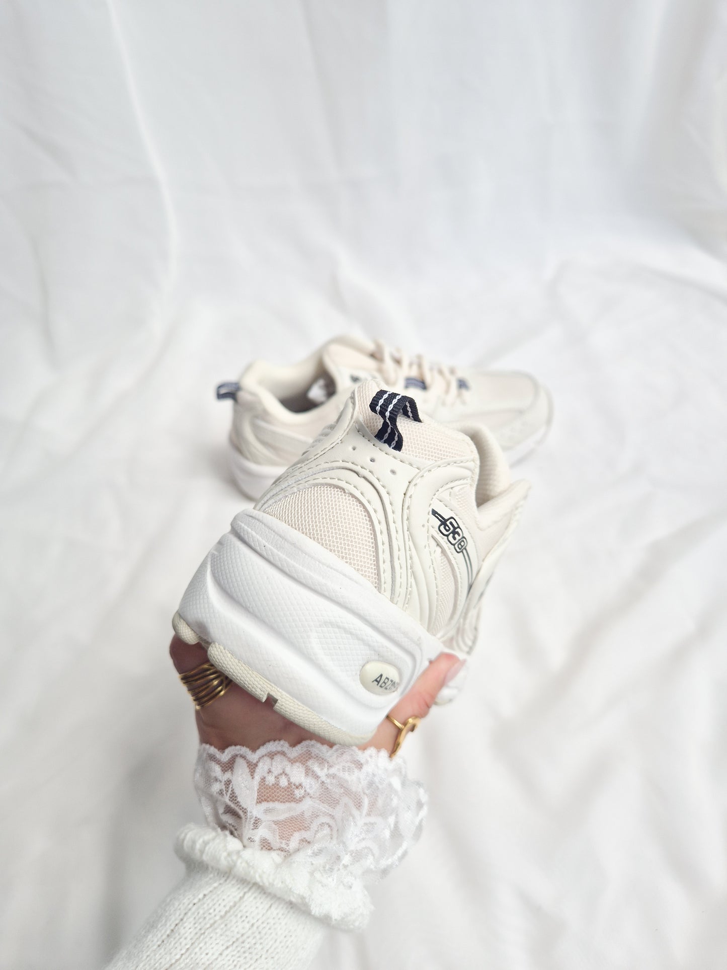 NB 530 Ivory Retro