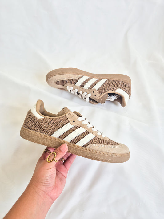 Samba OG cardboard