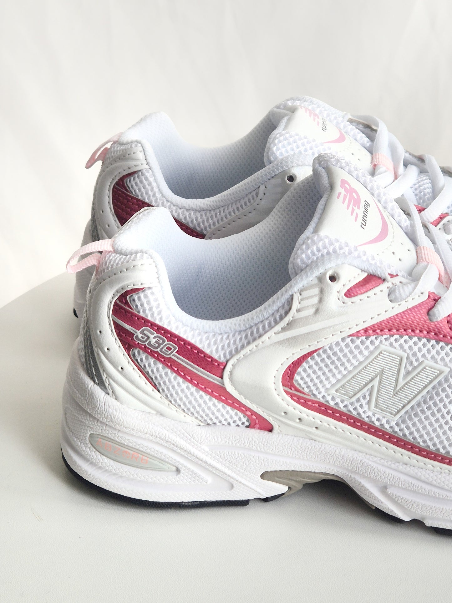 NB 530 White Pink fucsia