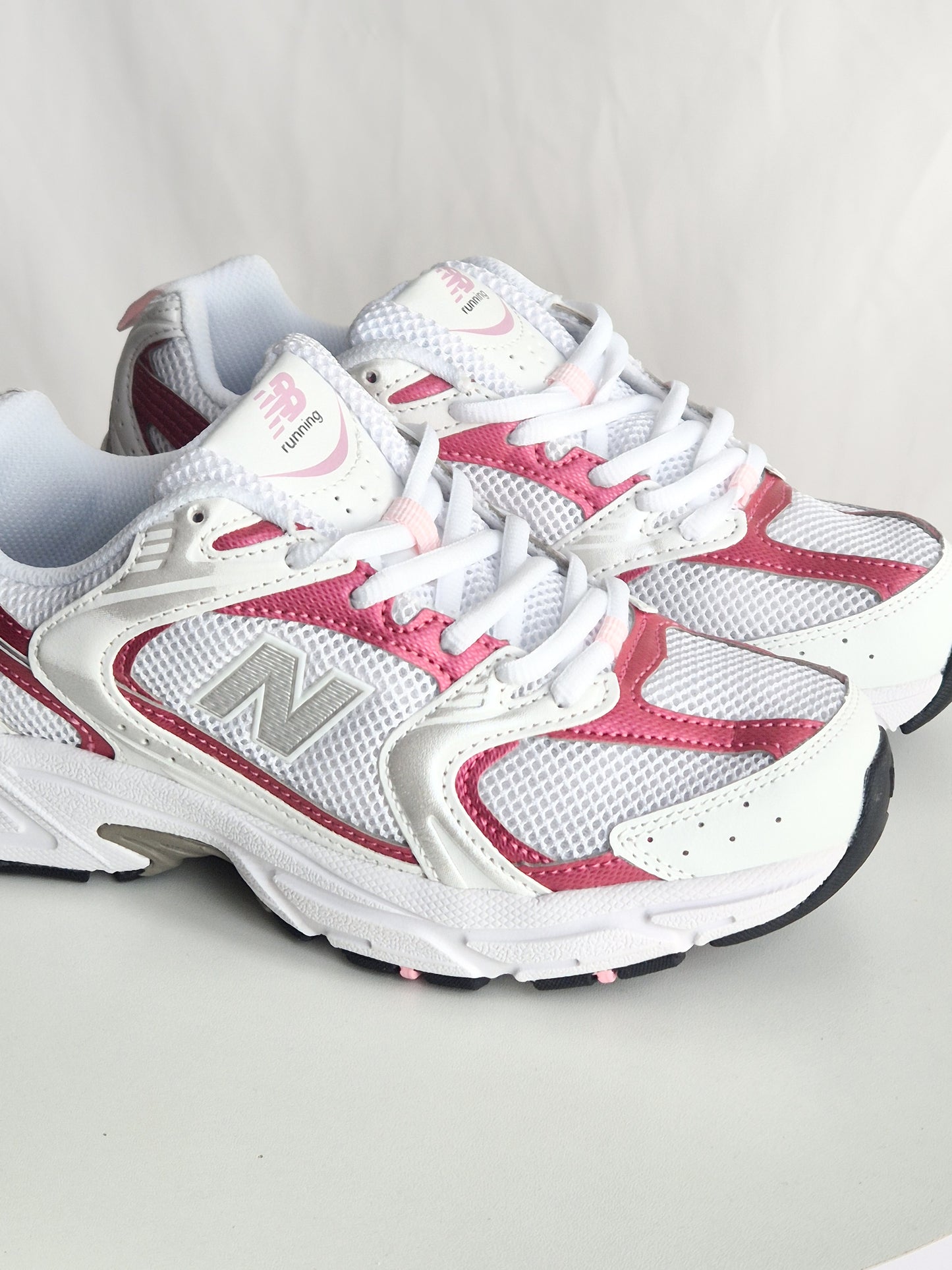 NB 530 White Pink fucsia