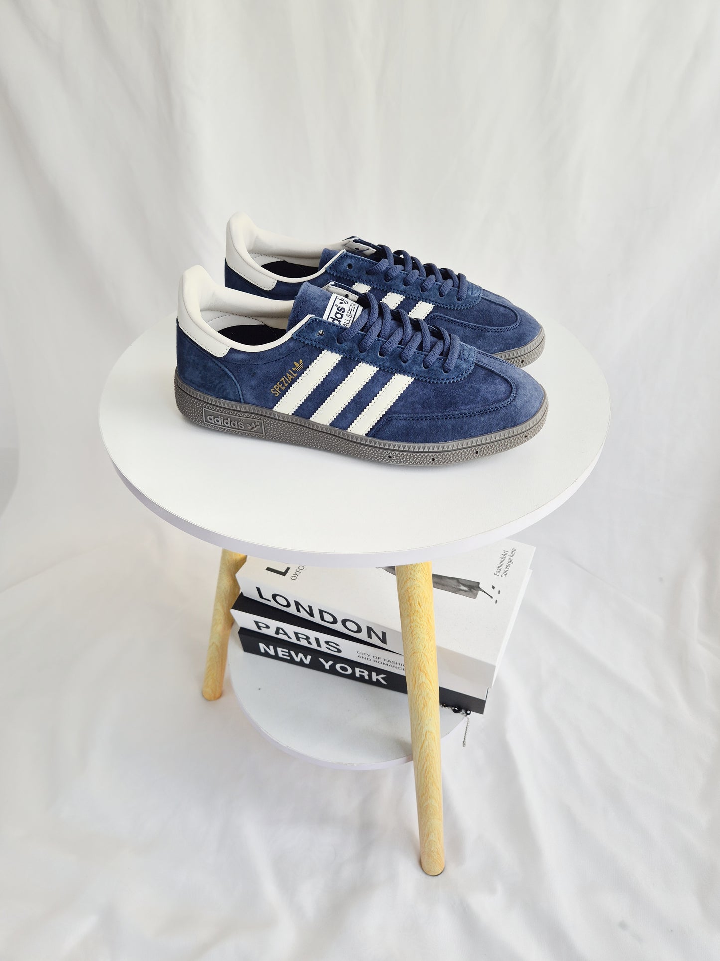 Spezial Night Indigo
