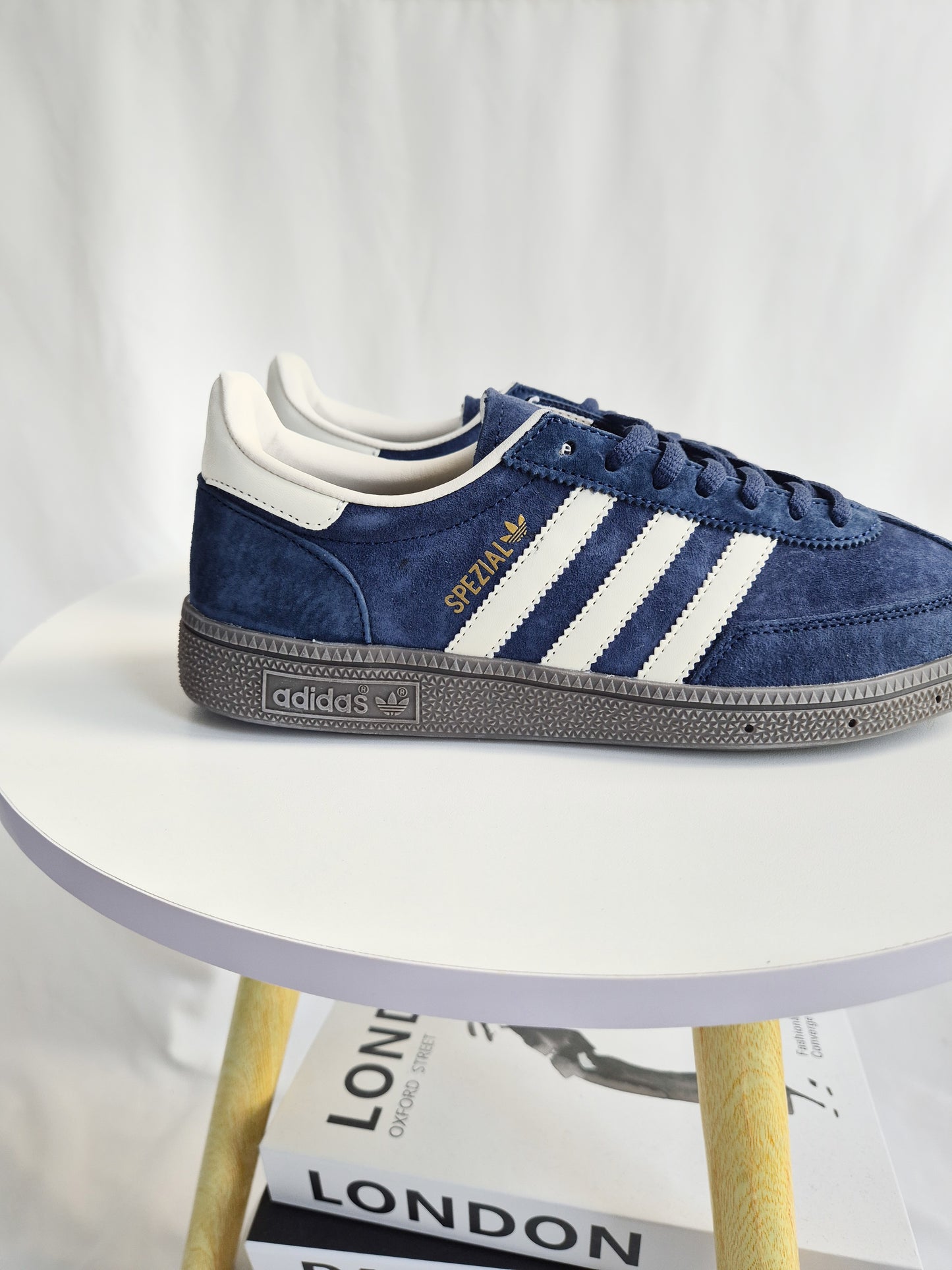 Spezial Night Indigo