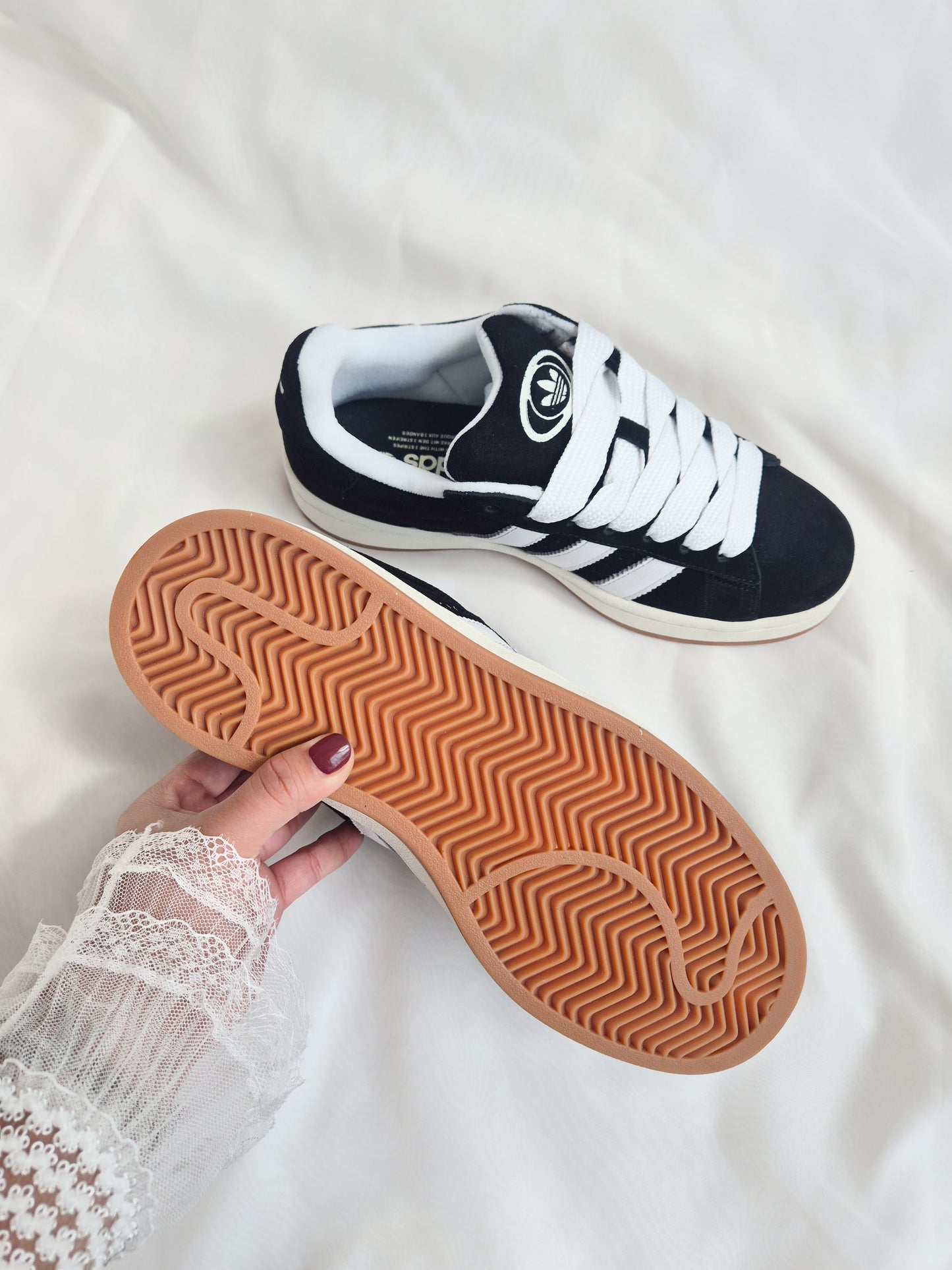 Adidas campus black 00s