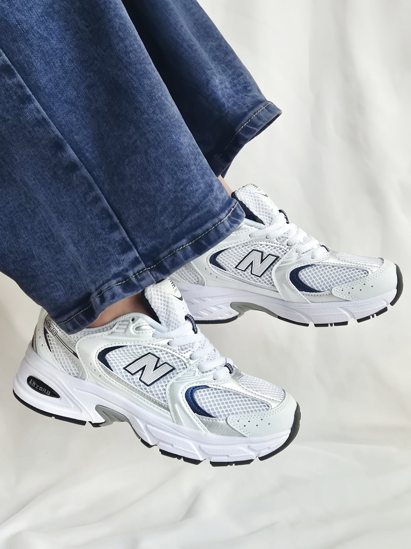 NB 530 Grey (Dark blue)