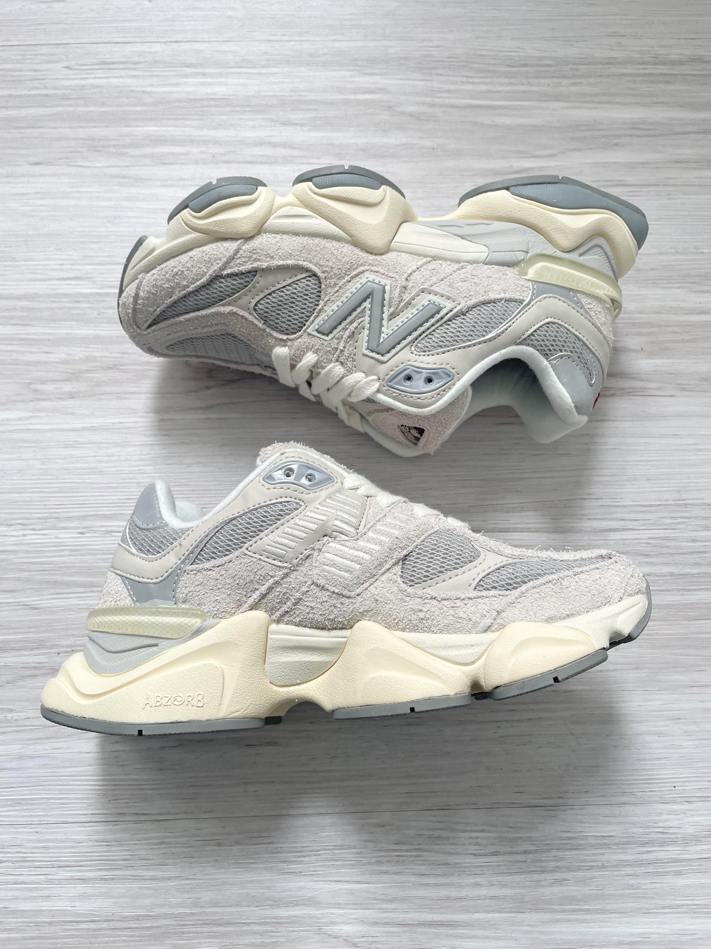 NB 9060 GreyRed Beige