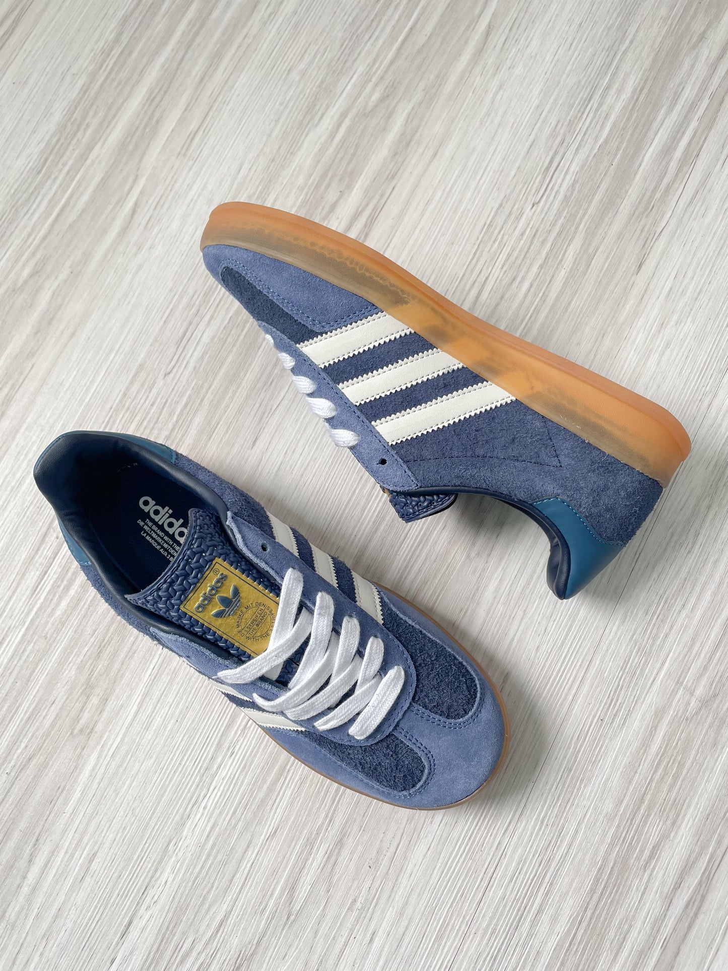 Gazelle Indoor Dark Blue Bliss