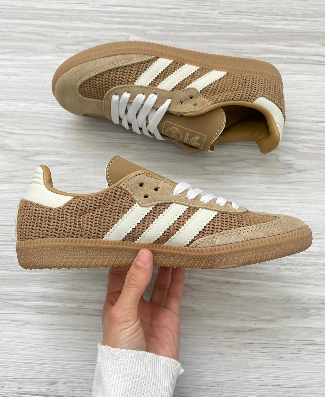 Samba OG cardboard
