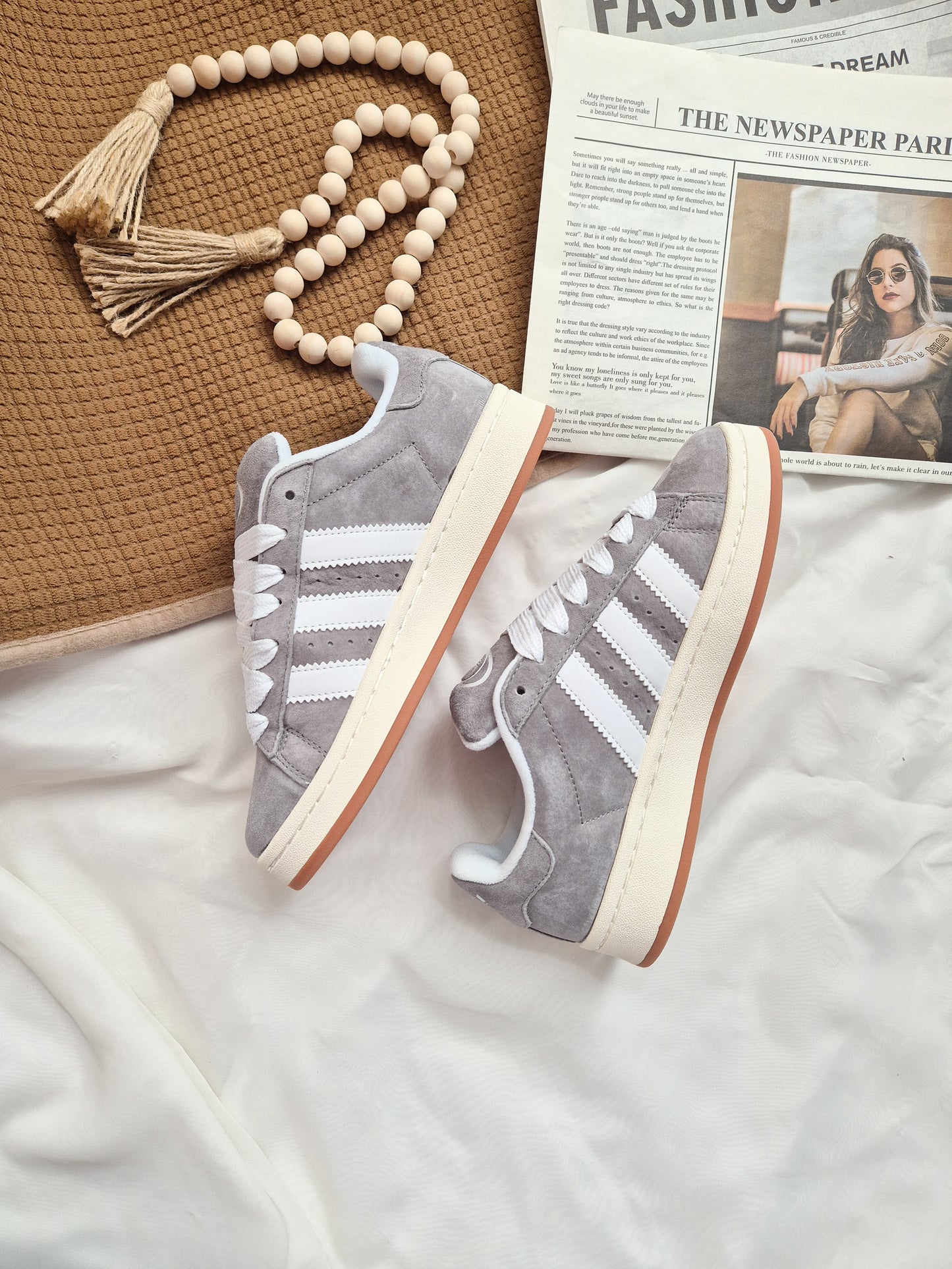 Campus 00s Grey