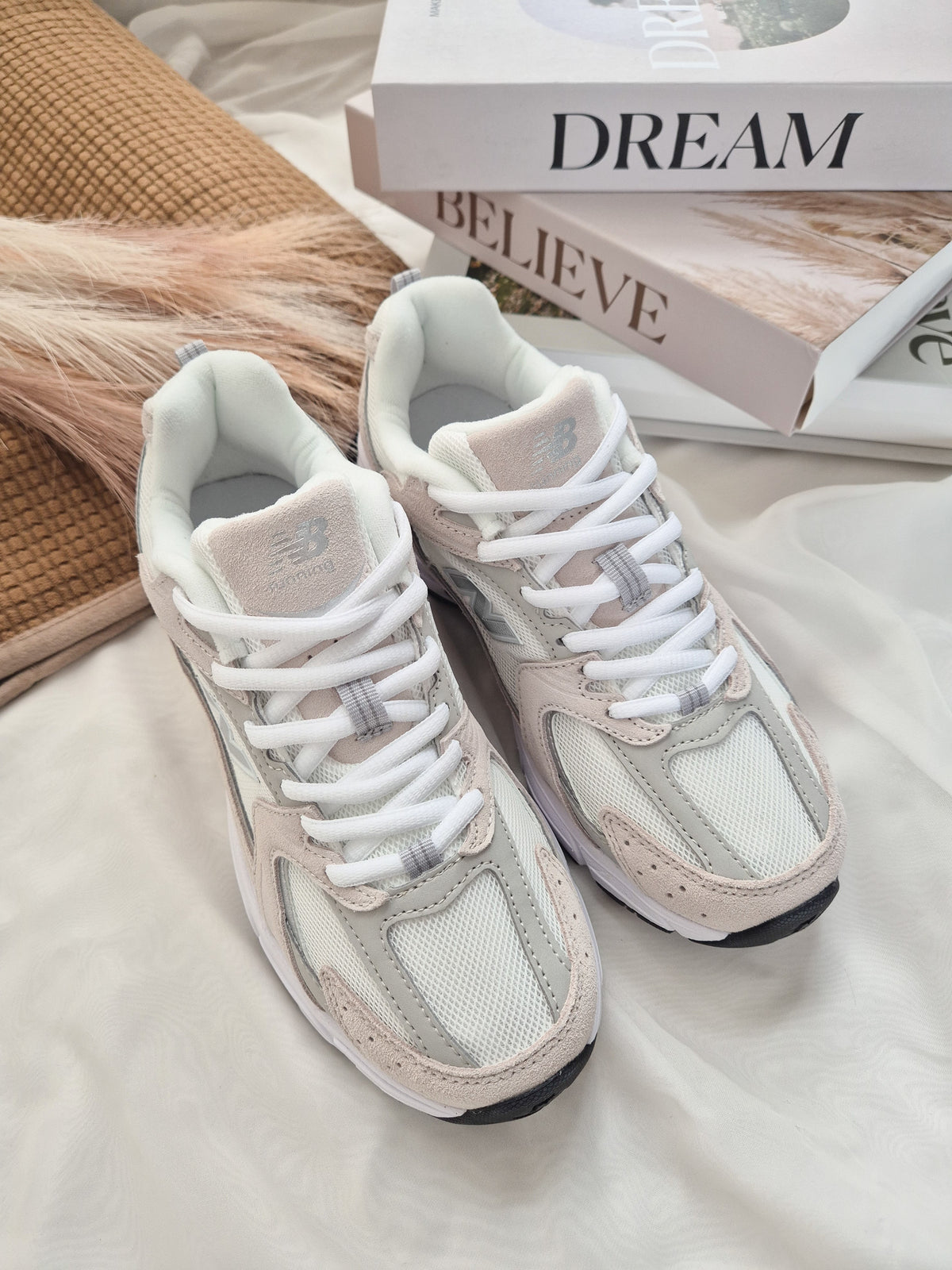 530 BEIGE WHITE (unisex)