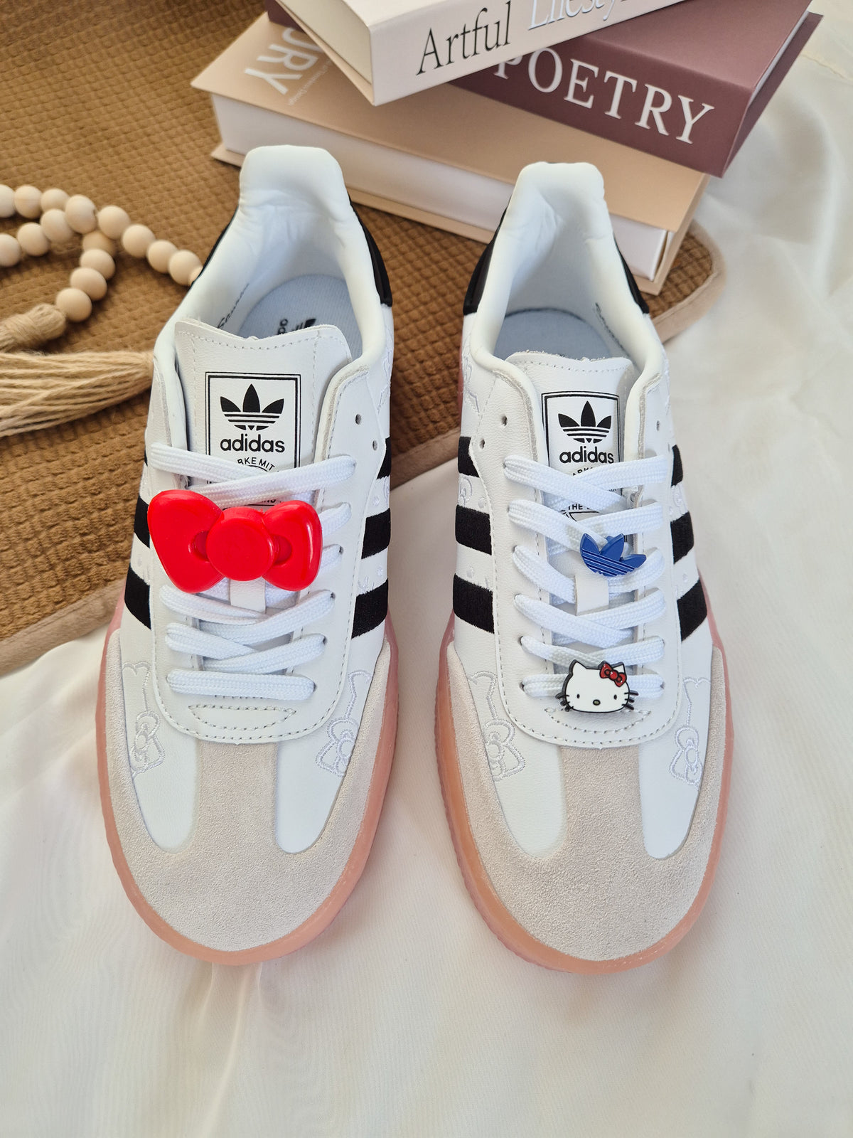 Sambae Hello Kitty
