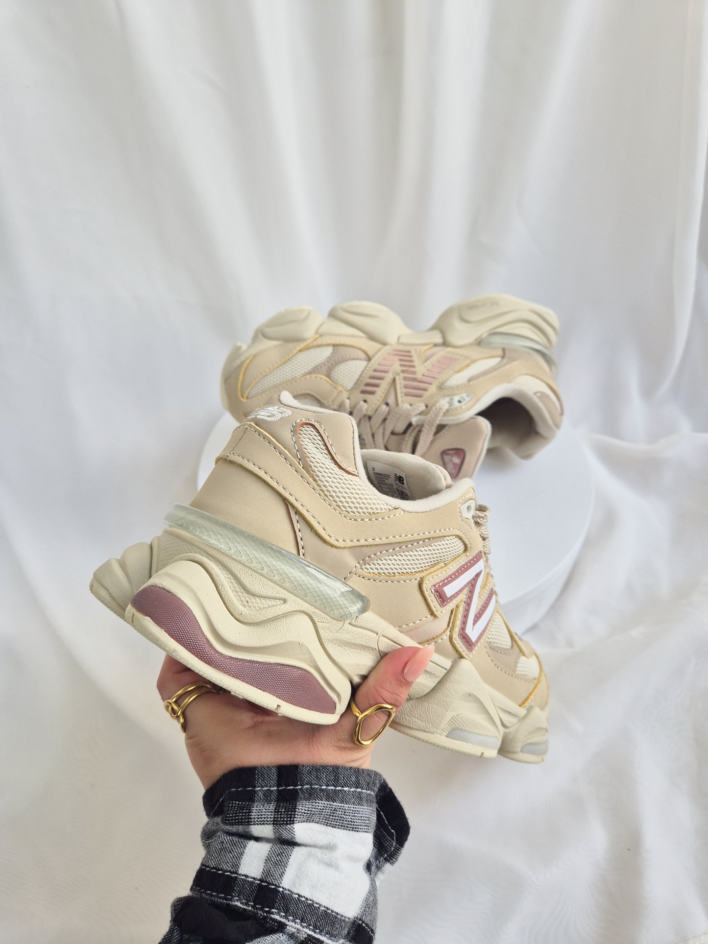 NB 9060 Bone Sparrow