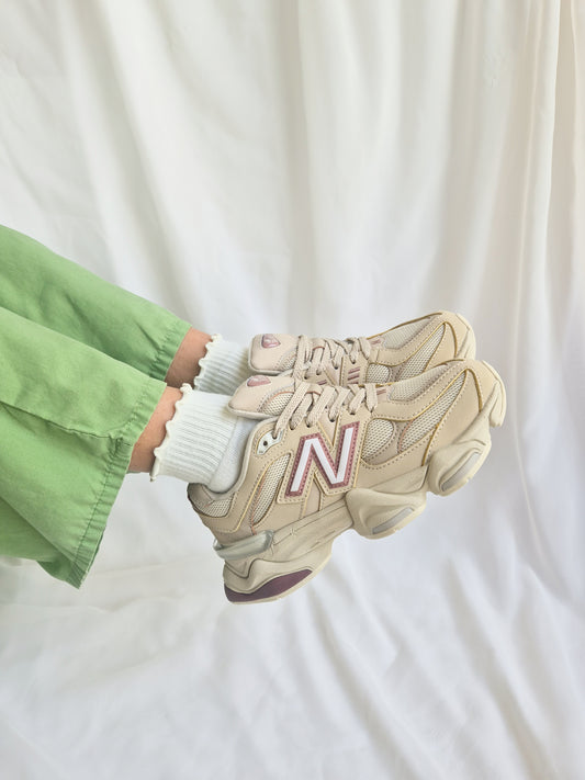 NB 9060 Bone Sparrow