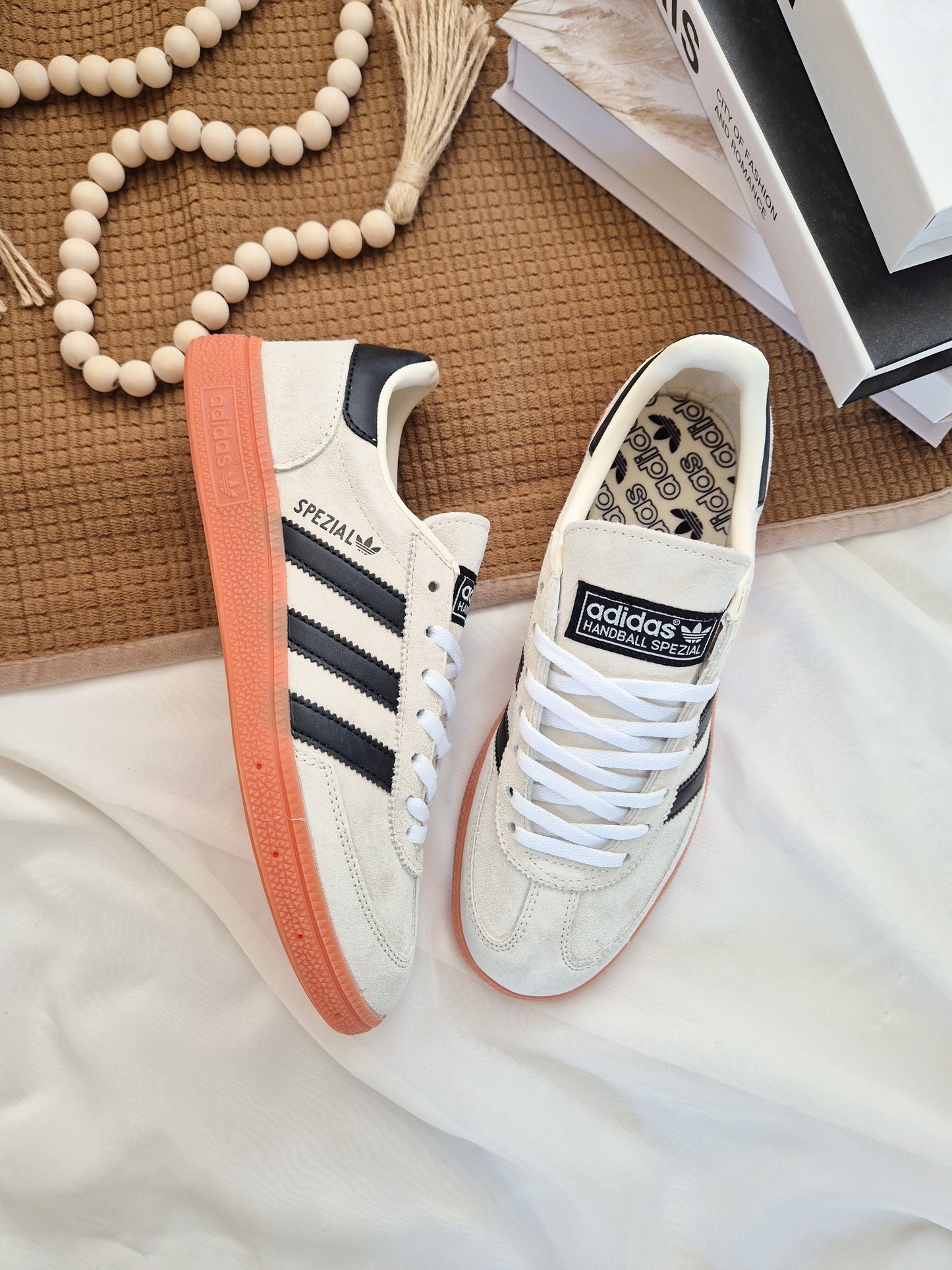 Handball Spezial Core Black
