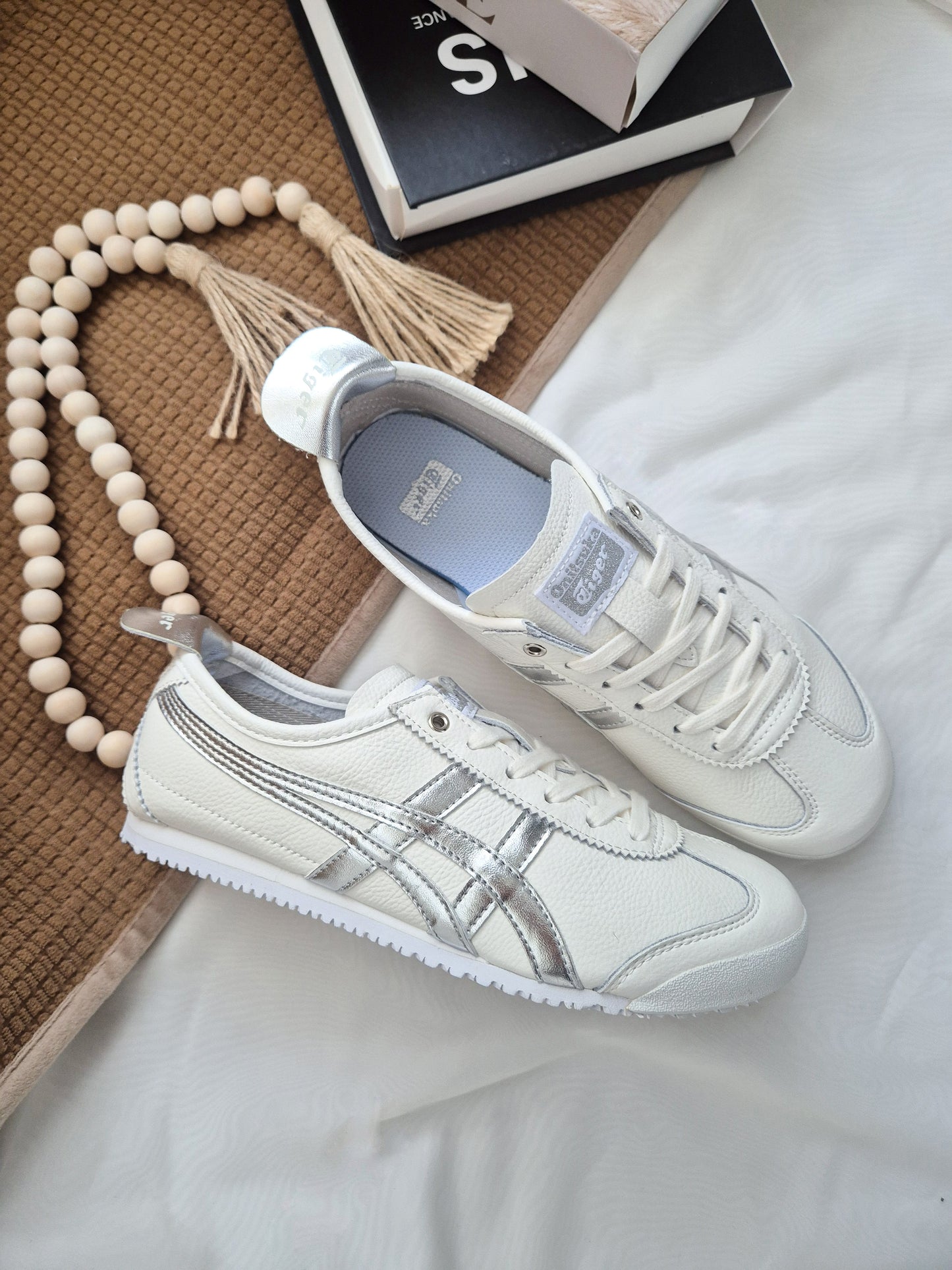 Onitsuka Tiger White/Silver
