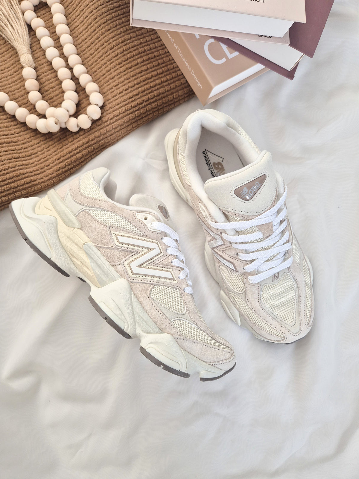 NB 9060 Moonbeam beige