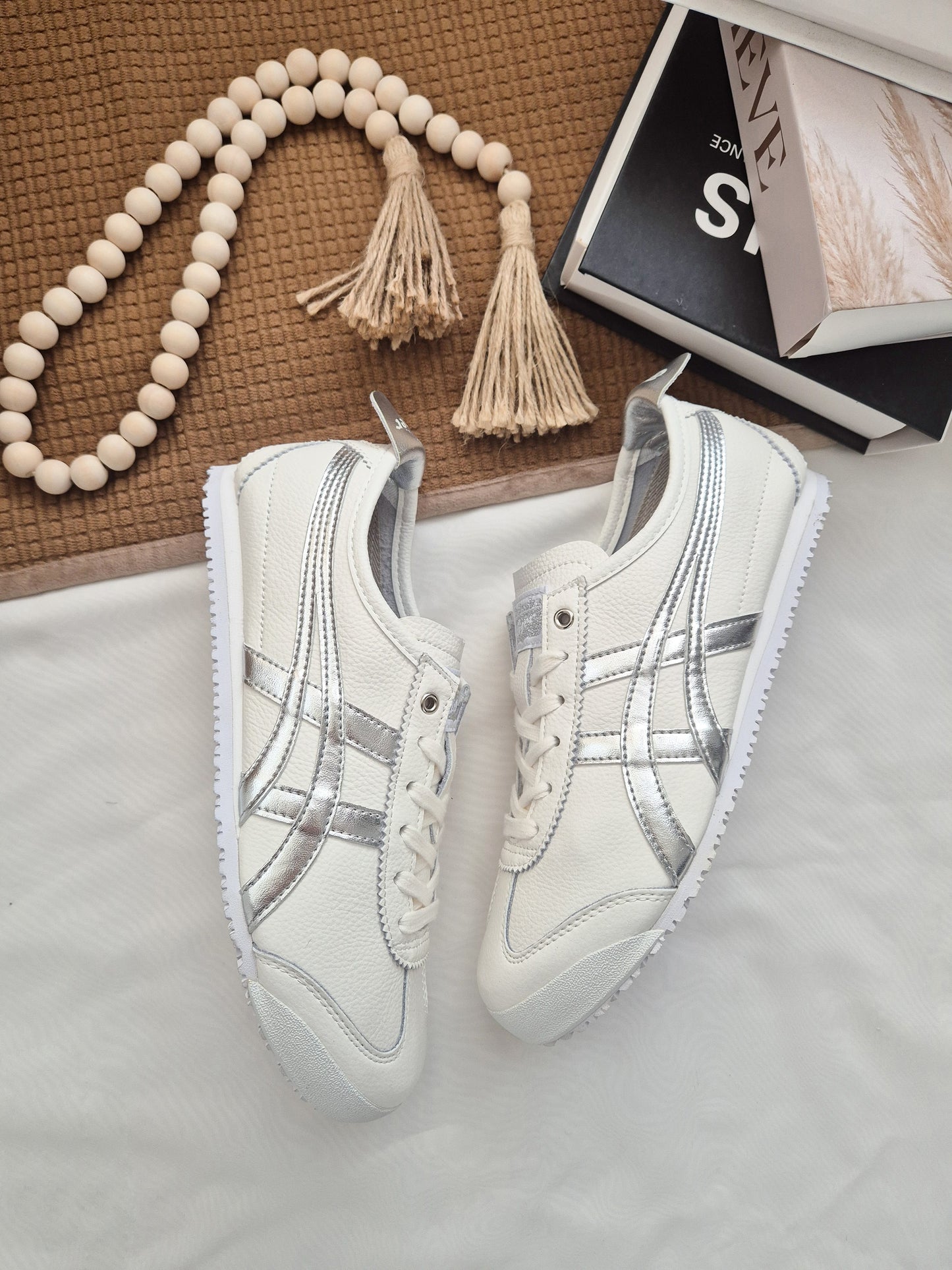 Onitsuka Tiger White/Silver