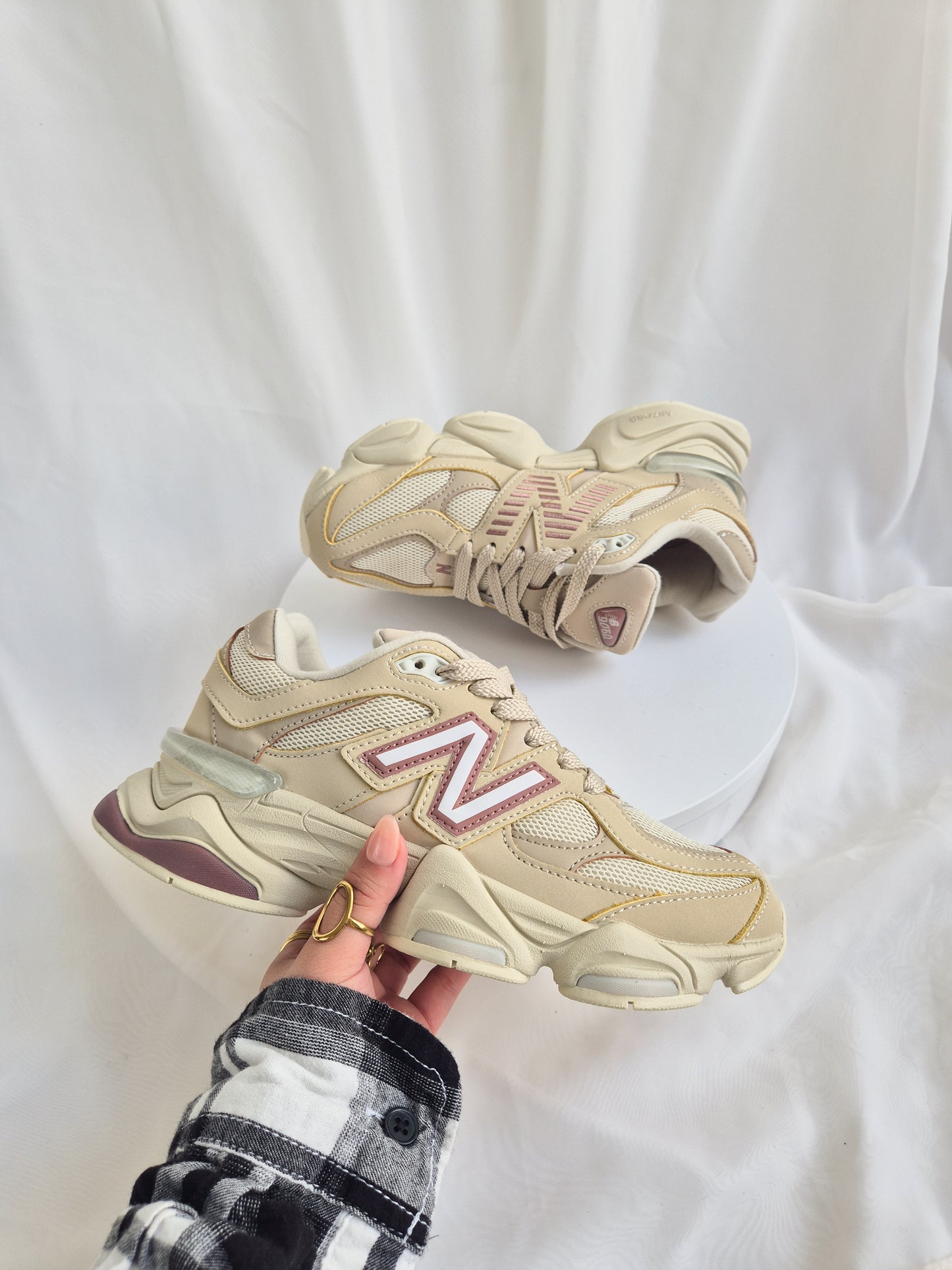 NB 9060 Bone Sparrow