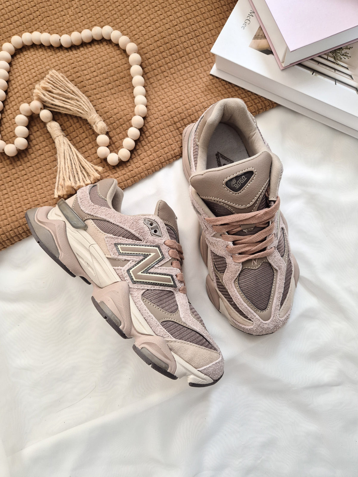 NB 9060 Brown Suggar