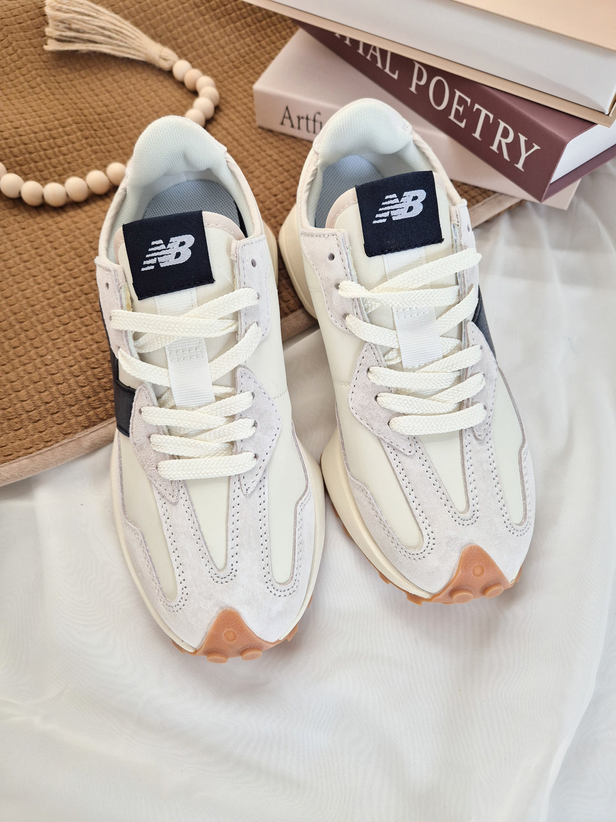 NB 327 White & blue Navy