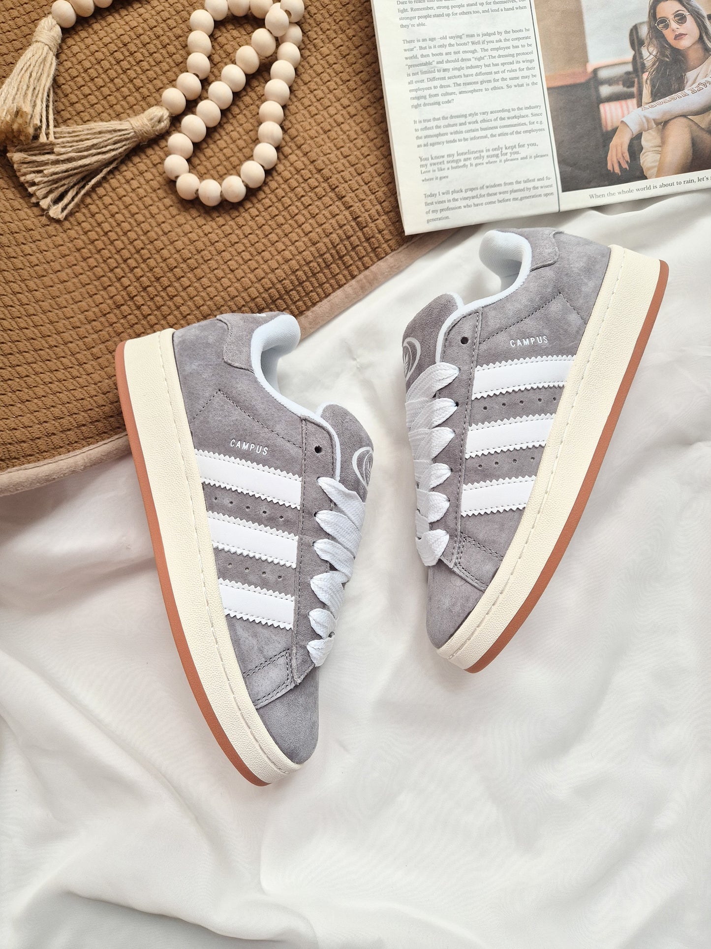 Campus 00s Grey