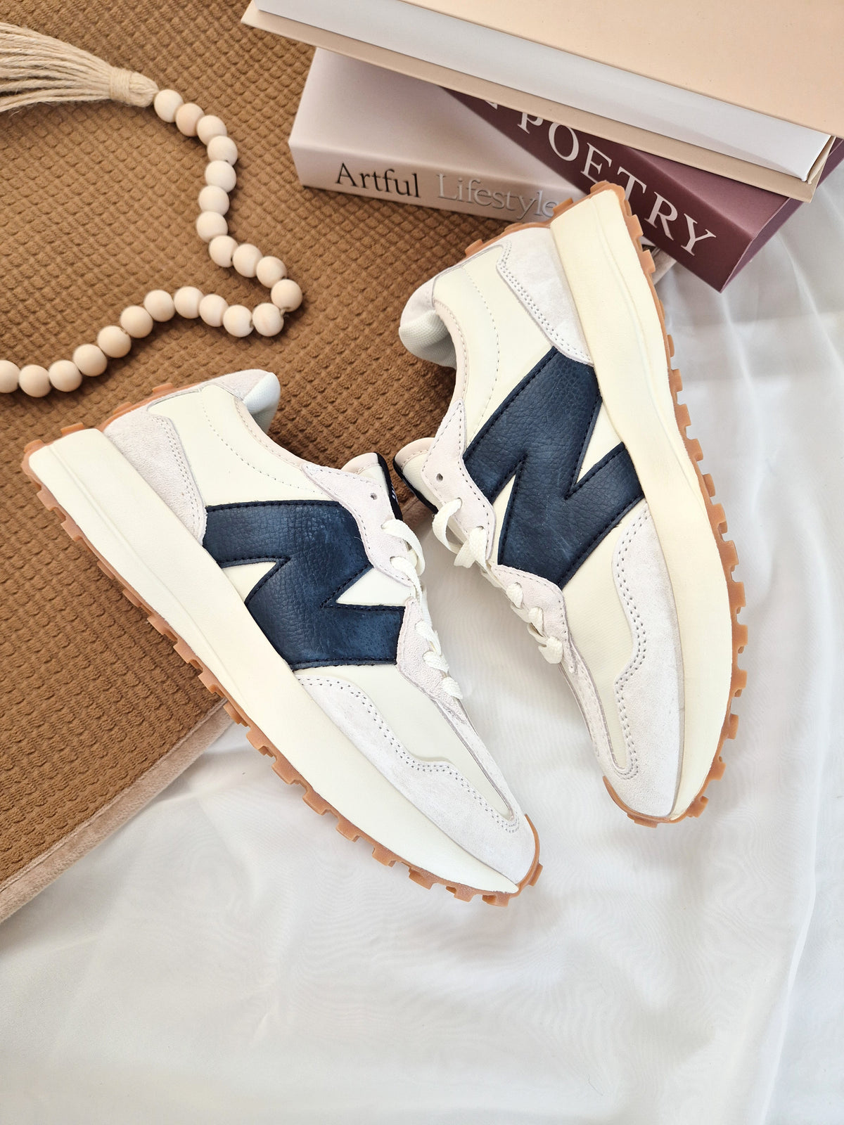 NB 327 White & blue Navy