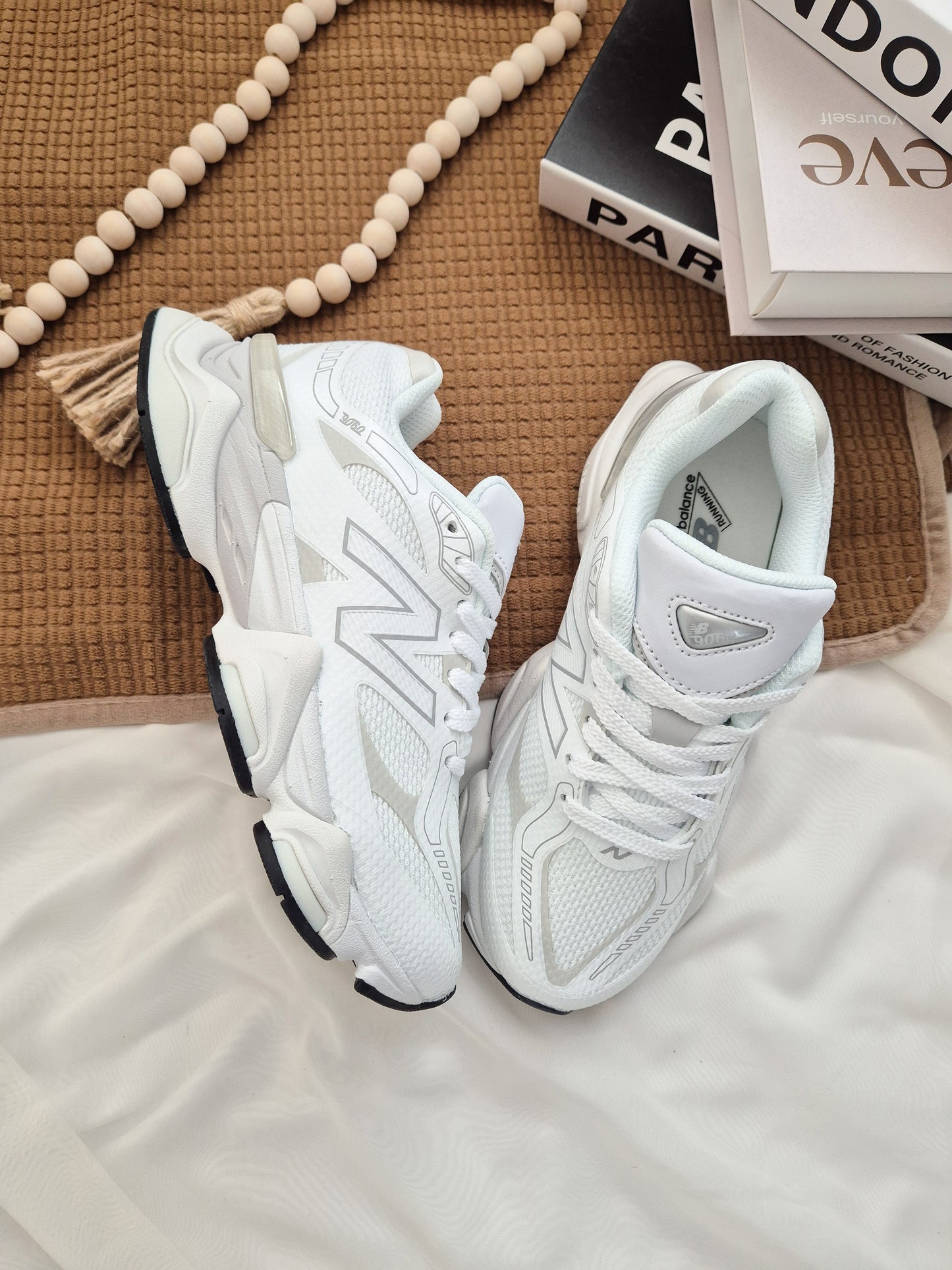 NB 9060 Ulta Whithe