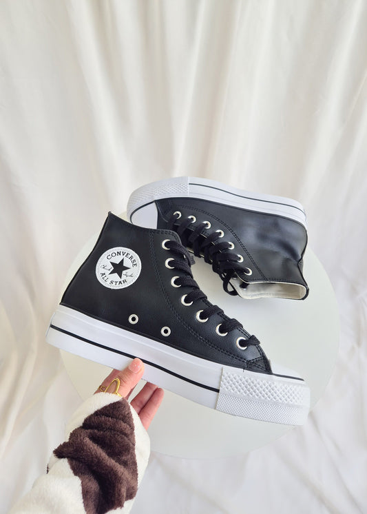 Chuck Taylor Plataforma (Cuero)