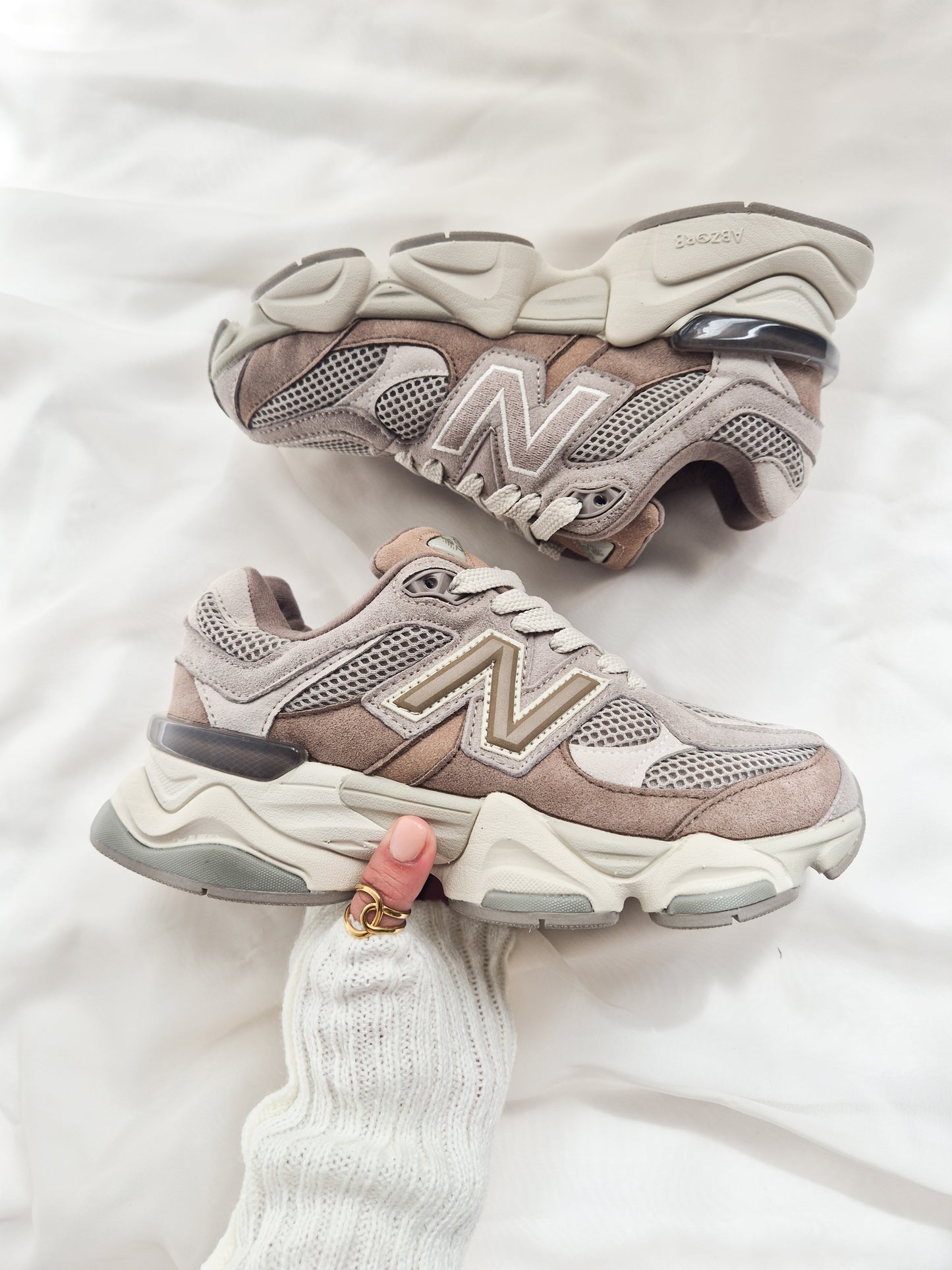 NB 9060  Mushroom / Arid Stone