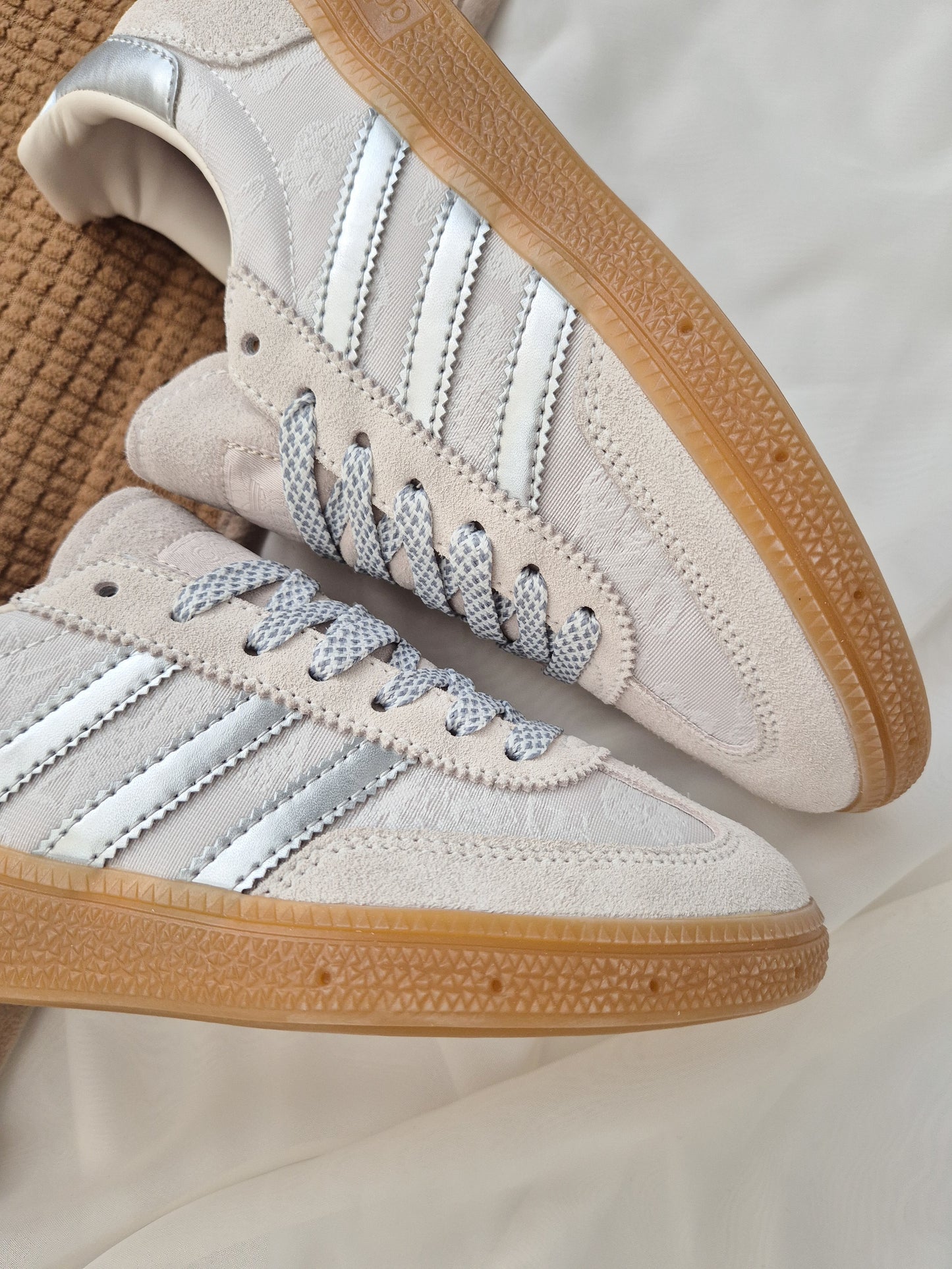 Spezial Liberty Cream Grey