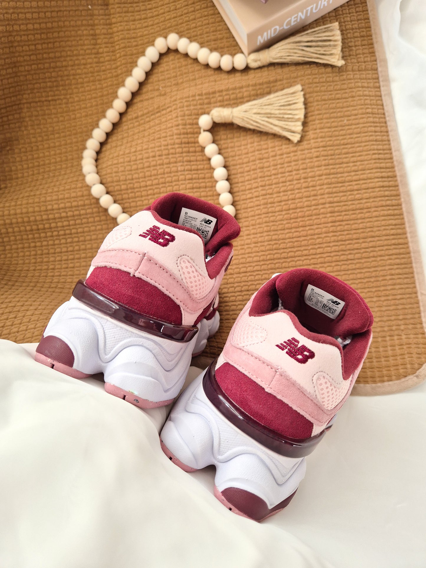NB 9060 Pink Granite Washed Burgundy
