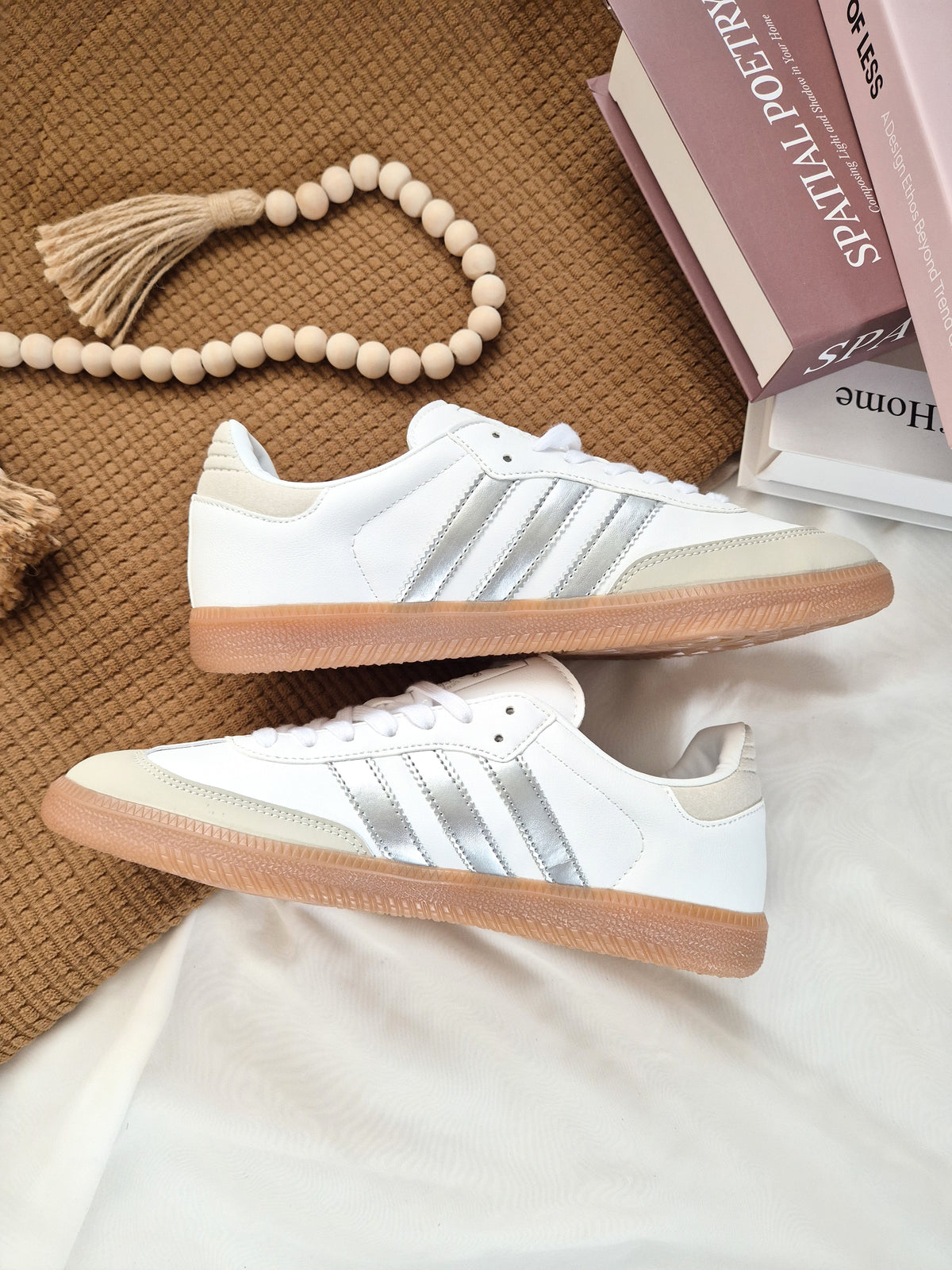 Samba Og Cloud White