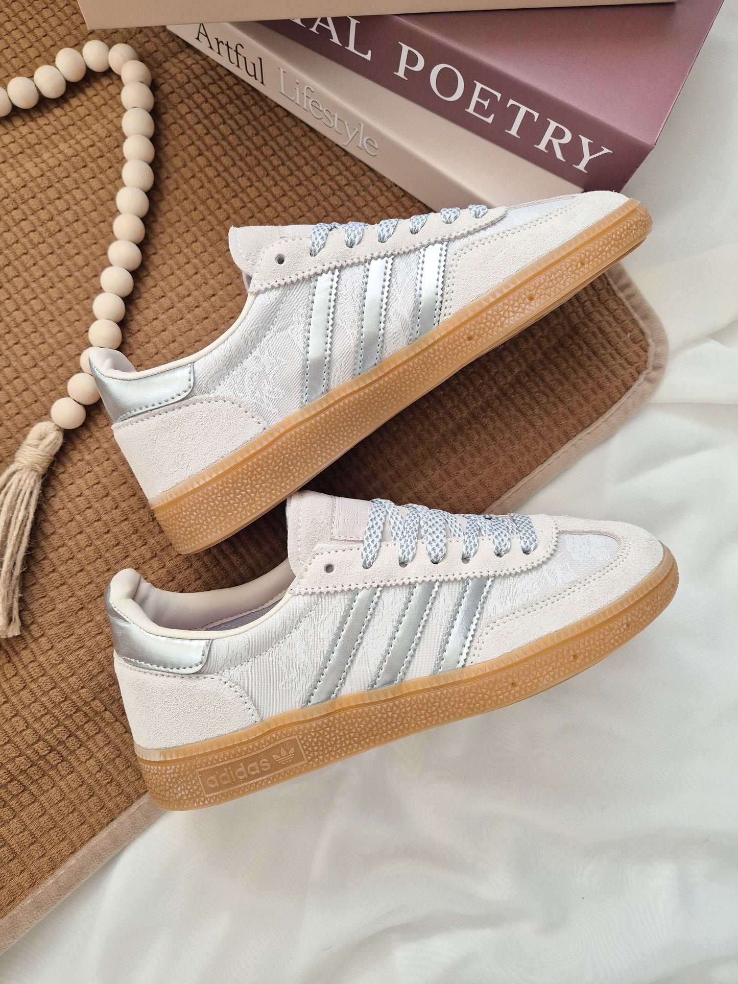 Spezial Liberty Cream Grey